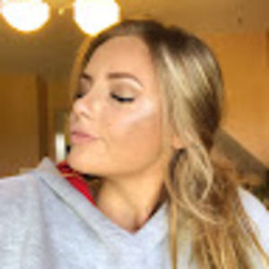 Meet your Posher, Lexi